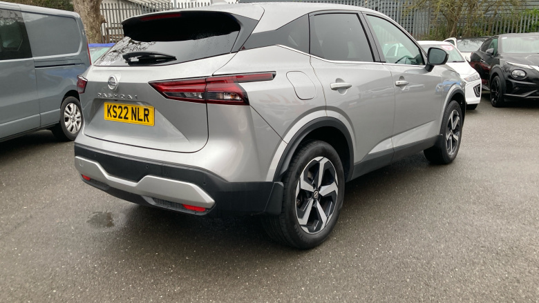 Nissan Qashqai 1.3 DiG-T MH N-Connecta 5dr Petrol Hatchback